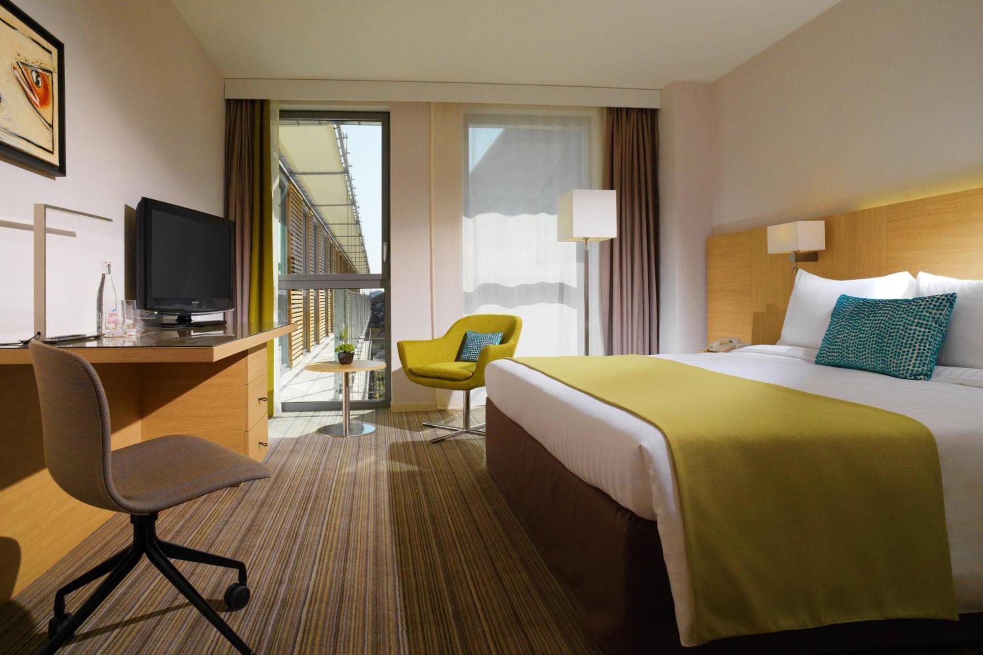Courtyard By Marriott Montpellier Hotel Exterior photo