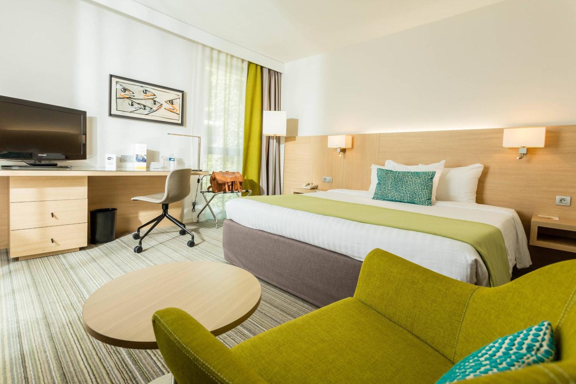 Courtyard By Marriott Montpellier Hotel Exterior photo