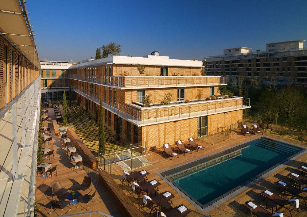Courtyard By Marriott Montpellier Hotel Exterior photo