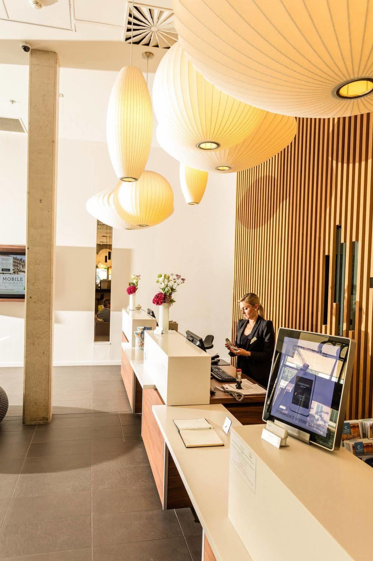 Courtyard By Marriott Montpellier Hotel Exterior photo