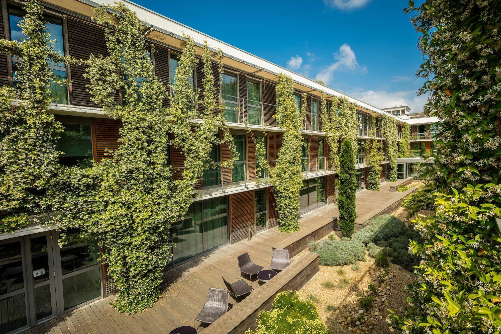 Courtyard By Marriott Montpellier Hotel Exterior photo
